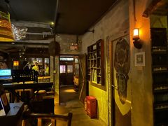 -城墙外BAR