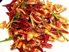 老干妈煸鱿鱼须-吕氏疙瘩汤·私家菜馆(慈云寺店)