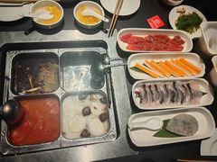 -海底捞火锅智慧餐厅(中骏世界城店)