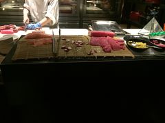 三文鱼-JW万豪厨房餐厅·滨海草坪烧烤·海鲜·海景(三亚绿发山海天JW万豪酒店)