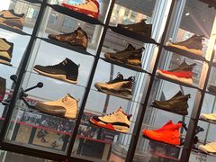-Air Jordan(世贸天阶店)