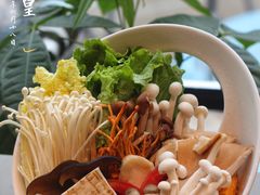 -享月汤皇·海鲜小火锅·聚会(曲江创意谷店)