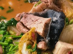 蝗鱼-老刘生态大鱼坊铁锅炖鱼(赛马场店)