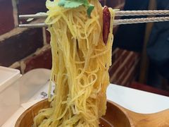 -亮健容天生蚝烧烤自助(交道口直营店)