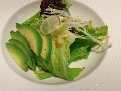 牛油果蔬菜沙拉-一本魅·日式料理