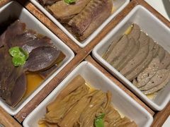 -四季民福烤鸭店(外滩外白渡桥店)