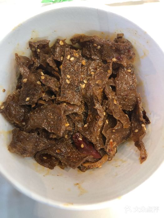 萝鸡思味秘制泡菜(万家丽店)魔芋干图片