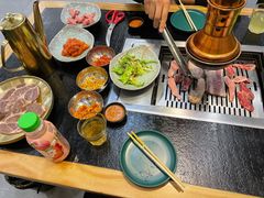 -臻牛烤肉