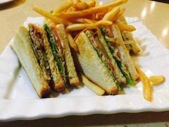 -LUCCA卢卡西班牙海鲜饭(远洋广场店)