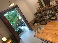 -花苑里咖啡(威远店)