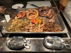 -广州万富希尔顿酒店·感趣自助餐厅·金秋蟹宴生蚝海鲜刺身烧烤
