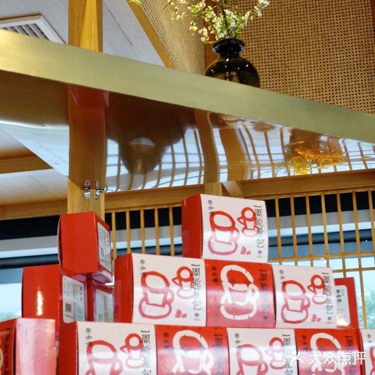 徐汇滨江发现一家上海特色咖啡店