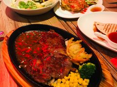 -玛格萝妮(汇智国际商业中心店)