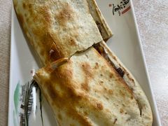 精品火烧-宝光熏肉鞋底火烧(新街口店)