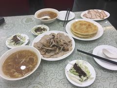 -李连贵熏肉大饼(沈阳站店)