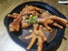 瓦罐凤爪-叶派龙虾•招牌香辣蟹·海鲜(中海国际店)