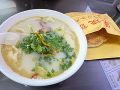 -吕记清真美食城(永兴服装街店)