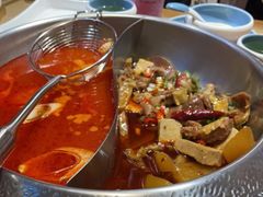 -左庭右院鲜牛肉火锅(金山万达店)