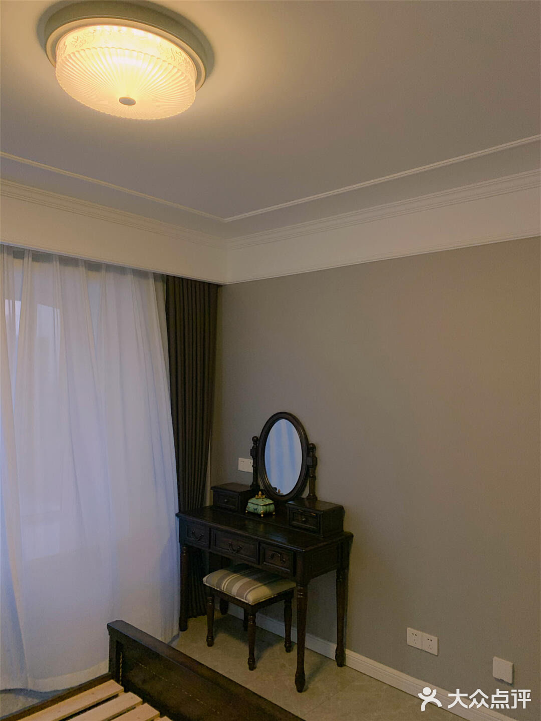 成都|这个美式主卧真的美惨了,就是最爱春天的样子。