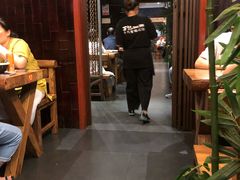 -万记麻辣烫国展总店