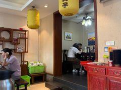 -蓝田九大碗民俗食府(蓝田店)