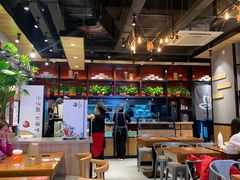 大堂-渝是乎川渝小炒(新世界百货望京店)