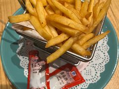 -菲滋意式休闲餐厅(北仑银泰城店)