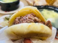 精品型驴肉火烧-闫家驴肉老店(华电一校店)