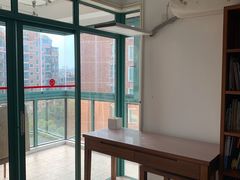 -moll学习桌椅(上海久光百货店)