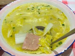 老汤白菜-思博半步颠小酒馆(梦时代店)