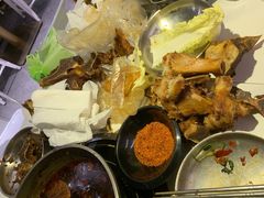 -运气牛自助酱大骨火锅(南京东路店)