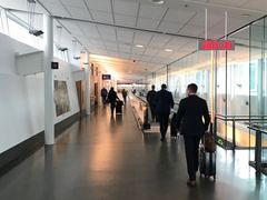 -蒙特利尔皮埃尔·埃利奥特·特鲁多国际机场