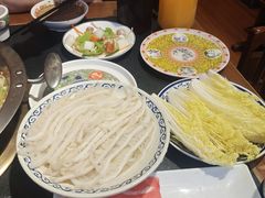 -沸炉重庆老火锅(军事博物馆店)