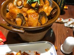 鲍鱼炖土豆-那家老院子东北菜·饺子·小鸡炖蘑菇(艳华街店)