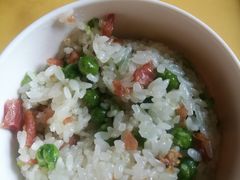 -老娘舅餐厅(黄龙体育中心店)