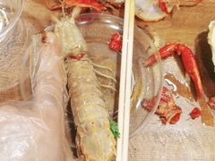 -老东镇啤酒屋海鲜加工·蒸汽海鲜·海鲜烧烤(台东店)