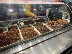 -鑫记婆婆兔·成都特产·兔头手撕兔(太古里店)