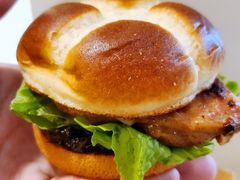 菜菜真香堡-麦当劳(中山大道中店)