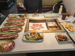 -佰烧海鲜烤肉火锅自助(世茂国际广场店)