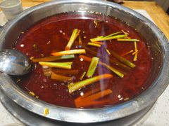 -肖肖酸萝卜鱼火锅(总店)