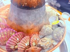 -一口猪海鲜浑锅·东北家常菜