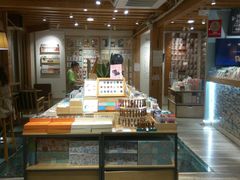 -猫的天空之城概念书店(丽江古城饮玉巷店)