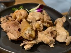 -一朵菌·野生菌探索家火锅(南亚店)