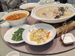 -香山湖渔家大院