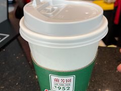 黑糖桂圆红枣茶-兰芳园丝袜奶茶