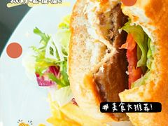 汉堡套餐-贝林大翅鲸简餐厅(国家海洋博物馆店)