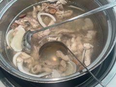 -三个椰子·现砍椰子鸡(金源CBD店)