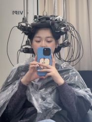 -SWANK SALON