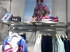 -fila(日月光中心广场店)
