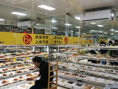 面包甜点陈列柜-袁记串串香(人民公园店)